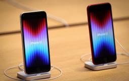 2022-03-18T000000Z_888941874_RC205T9WC734_RTRMADP_3_APPLE-PRODUCTS.JPG