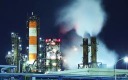 oil-and-gas-refinery-at-night-2021-08-31-11-31-21-utc.jpg