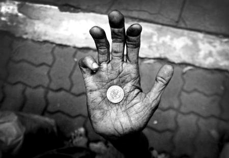 begging-hands-2021-08-29-01-09-03-utc.jpg