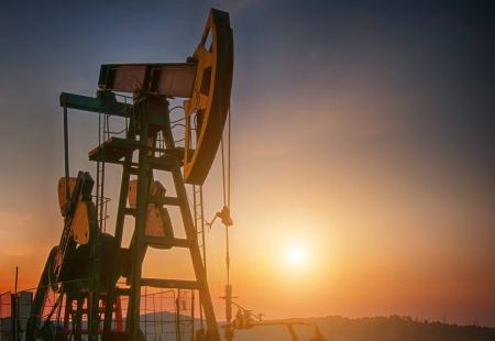 oil-pump-on-sunset-2021-08-26-17-04-51-utc.jpg