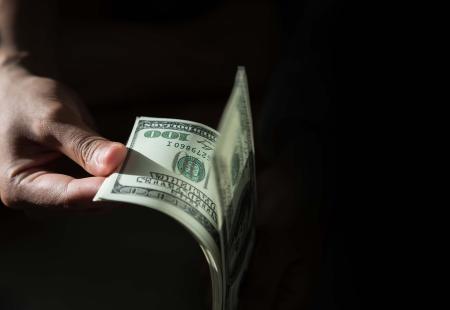 billie-dollar-in-hand-2021-09-02-09-20-49-utc.jpg