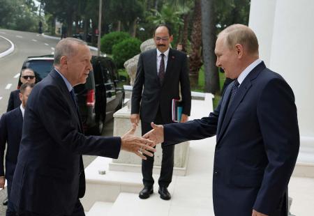 2022-08-05T130326Z_1145610955_RC2DQV9GFLIM_RTRMADP_3_UKRAINE-CRISIS-TURKEY-RUSSIA.jpg
