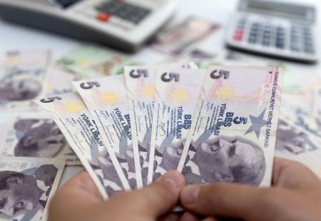 2022-05-30T115034Z_1446257797_RC2MHU9PEOW1_RTRMADP_3_TURKEY-CRISIS-MARKETS.jpg