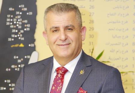 صورة د. عماد.jpg
