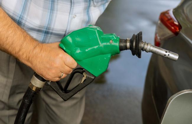 car-refueling-fuel-on-petrol-station-man-pumping-g-2021-09-04-10-29-28-utc.jpg