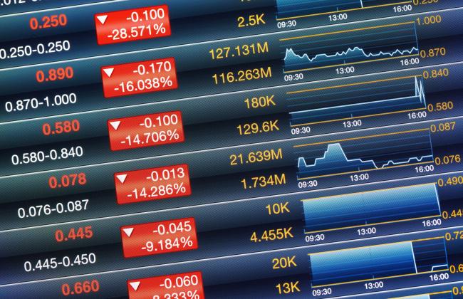 dramatically-dropping-of-stock-market-2021-08-29-09-45-06-utc.jpg
