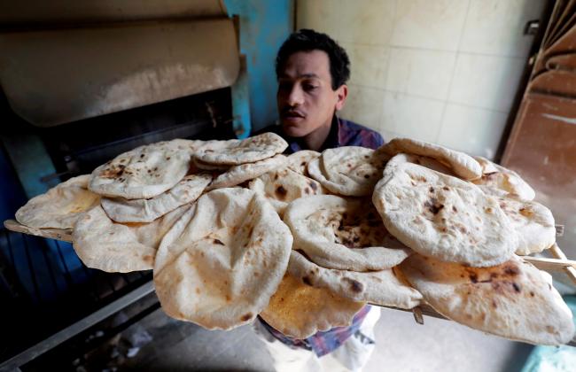 2022-03-03T092612Z_630019228_RC2MTS9F0A69_RTRMADP_3_UKRAINE-CRISIS-EGYPT-WHEAT.JPG
